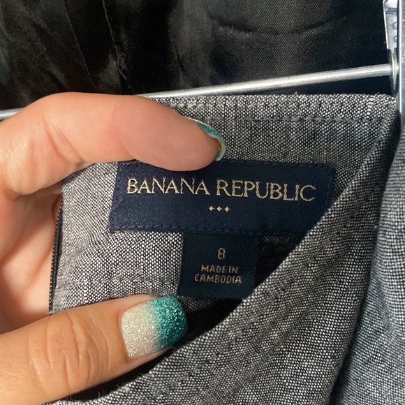 Banana republic matching suit set blazer US 12 and skirt US 8 - Picture 3 of 8